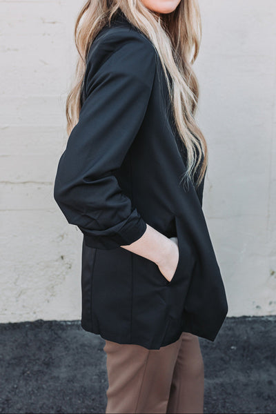 Scrunch Sleeve Blazer / Black